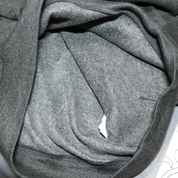 Fila Men's Sweatshirt Hoodie With Drawstring Athletic Performance Training L NWT - Picture 7 of 13